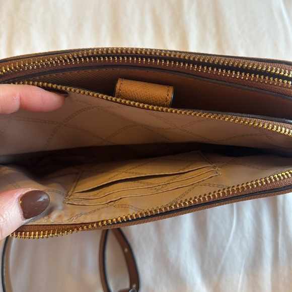 Tan Michael Kors Jet Set Double Zip Crossbody - Picture 7 of 9